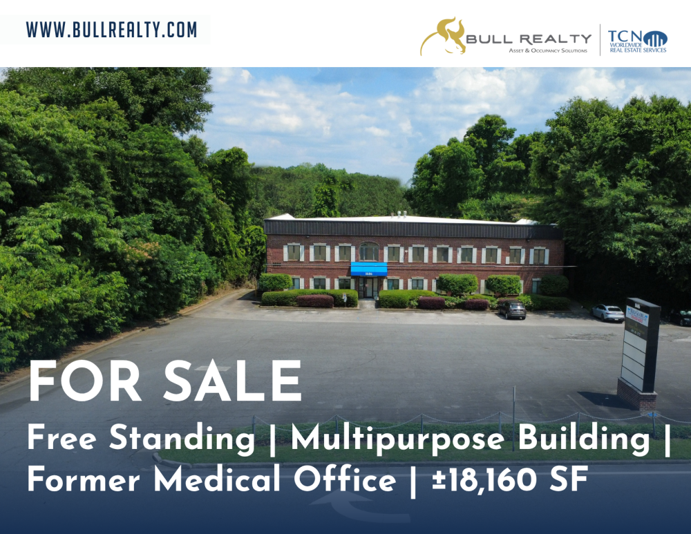 Free Standing Multipurpose Building | Former Medical Office | ±18,160 SF