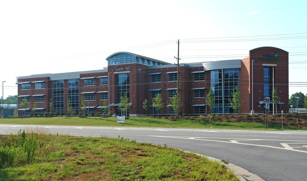SOLD | Value-Add Office / Medical Office Building | 96,191 SF