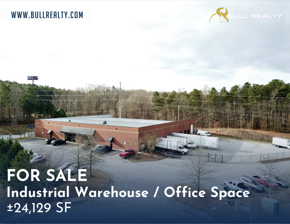 Under Contract - Backup Offers Available | Distribution Warehouse/Office | ± 24,129 SF